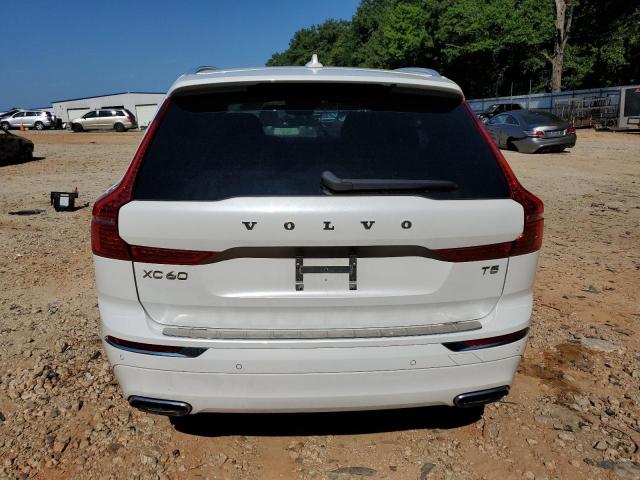 2021 VOLVO XC60 T5 IN YV4102DL7M1886612