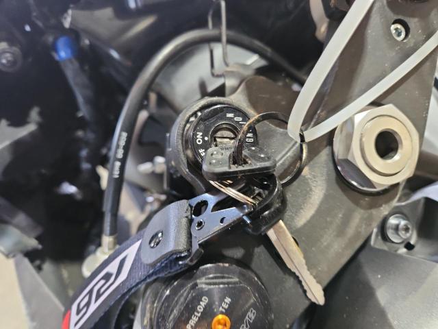 2019 YAMAHA YZFR6 JYARJ28E1KA004146