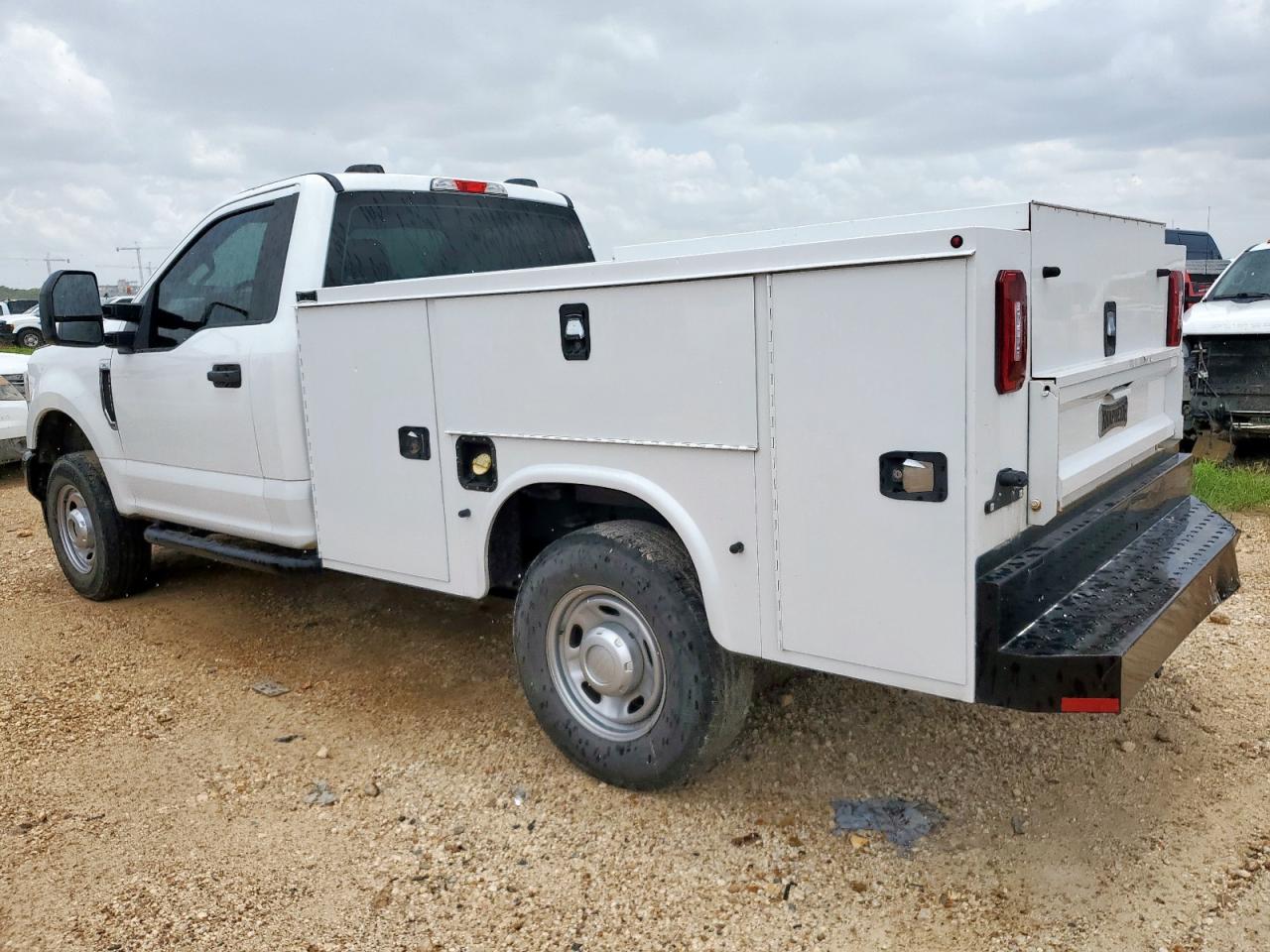 FORD F-350 SUPER DUTY