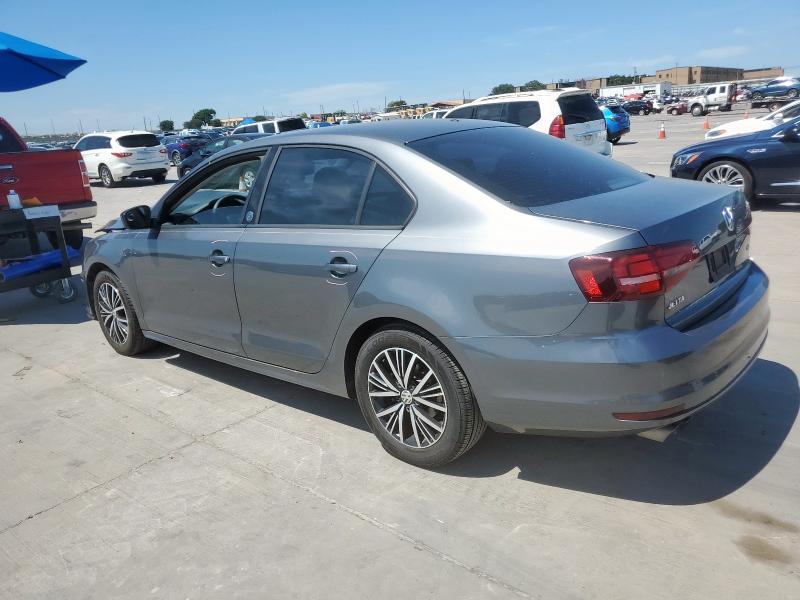 2018 VOLKSWAGEN JETTA SE - 3VWDB7AJ7JM229377