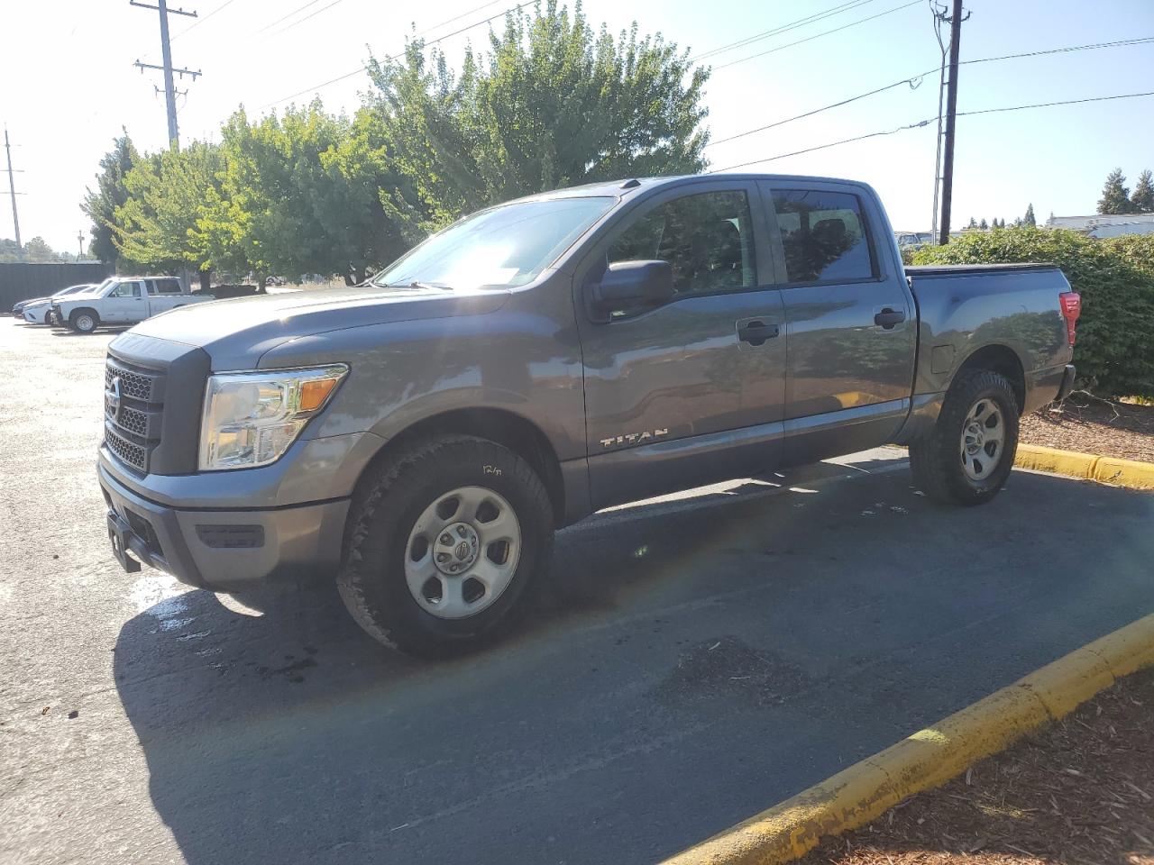 NISSAN TITAN S