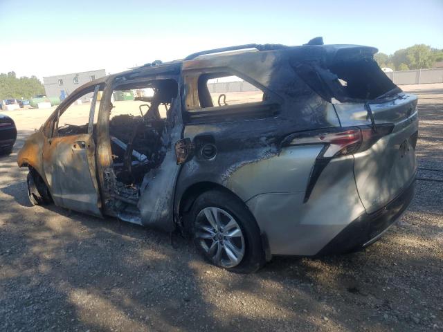 2022 TOYOTA SIENNA LE - 5TDGSKFC2NS063059