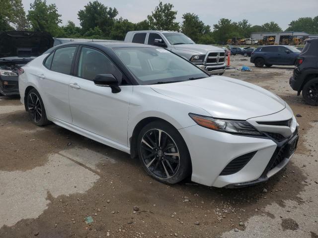 2019 TOYOTA CAMRY XSE 4T1B61HK0KU220894