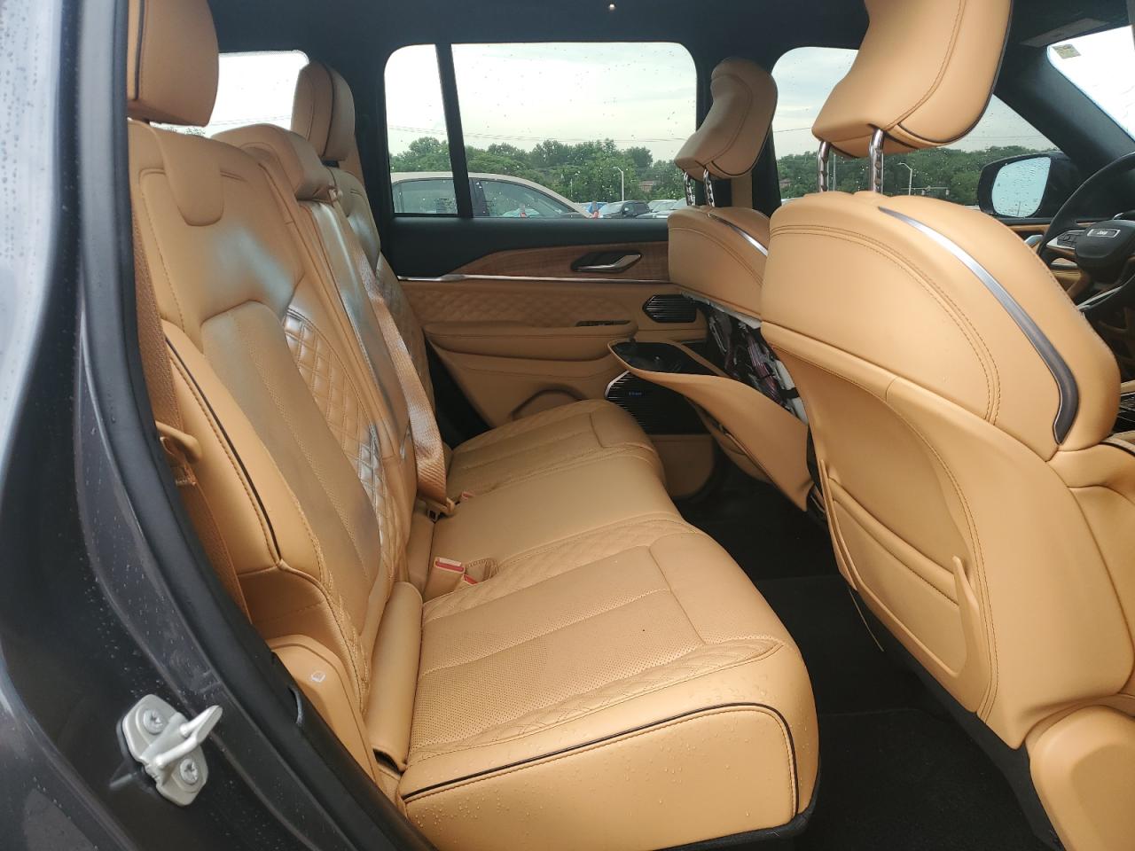 JEEP GRAND CHEROKEE SUMMIT