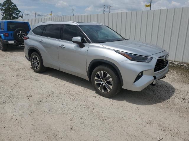 2022 TOYOTA HIGHLANDER 5TDGZRAH5NS101472