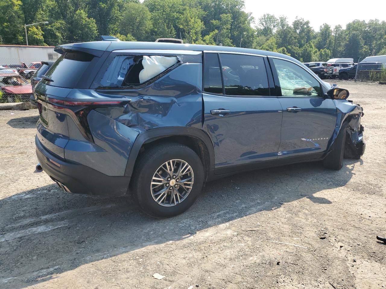 CHEVROLET TRAVERSE LS