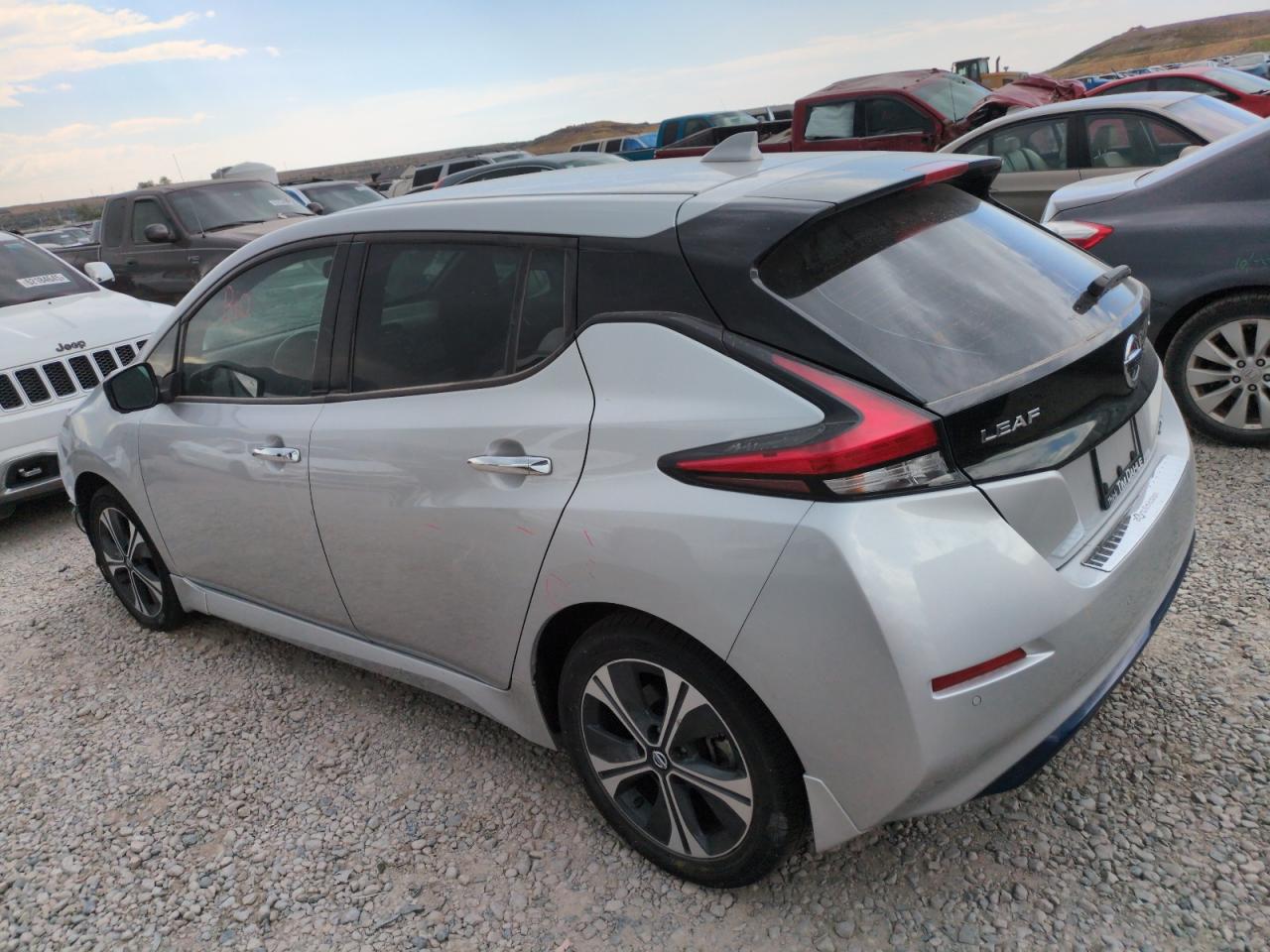 NISSAN LEAF SL PLUS
