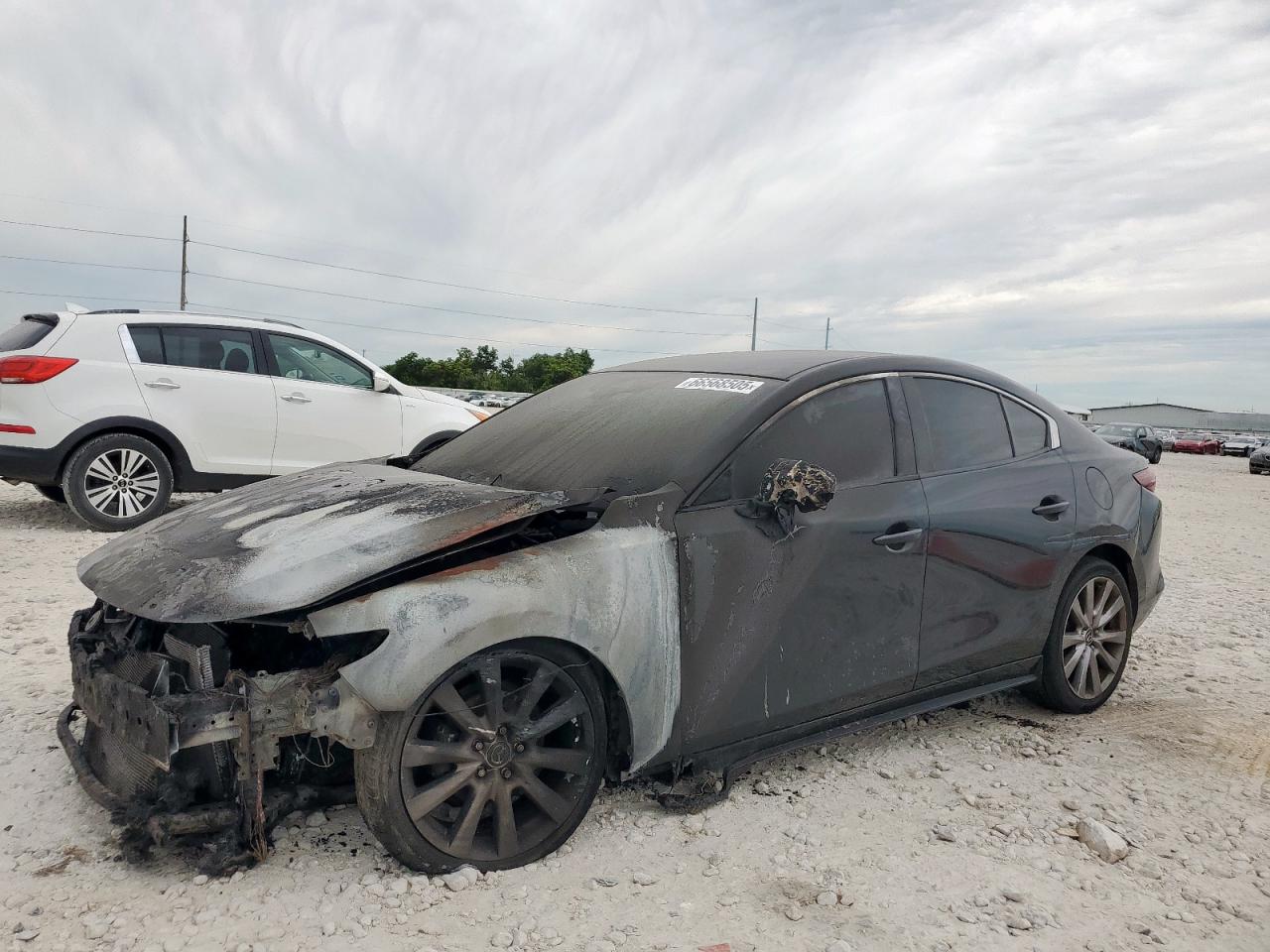 MAZDA 3 PREFERRED
