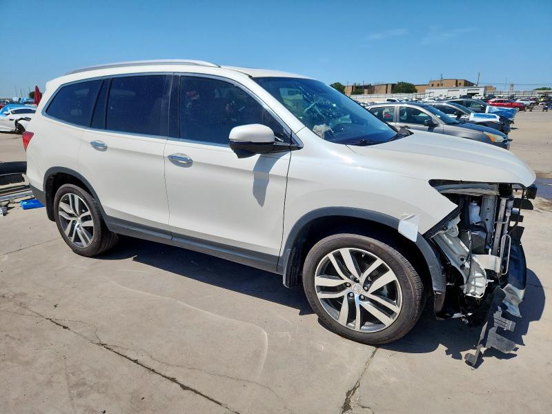 2017 HONDA PILOT TOUR 5FNYF5H91HB029652