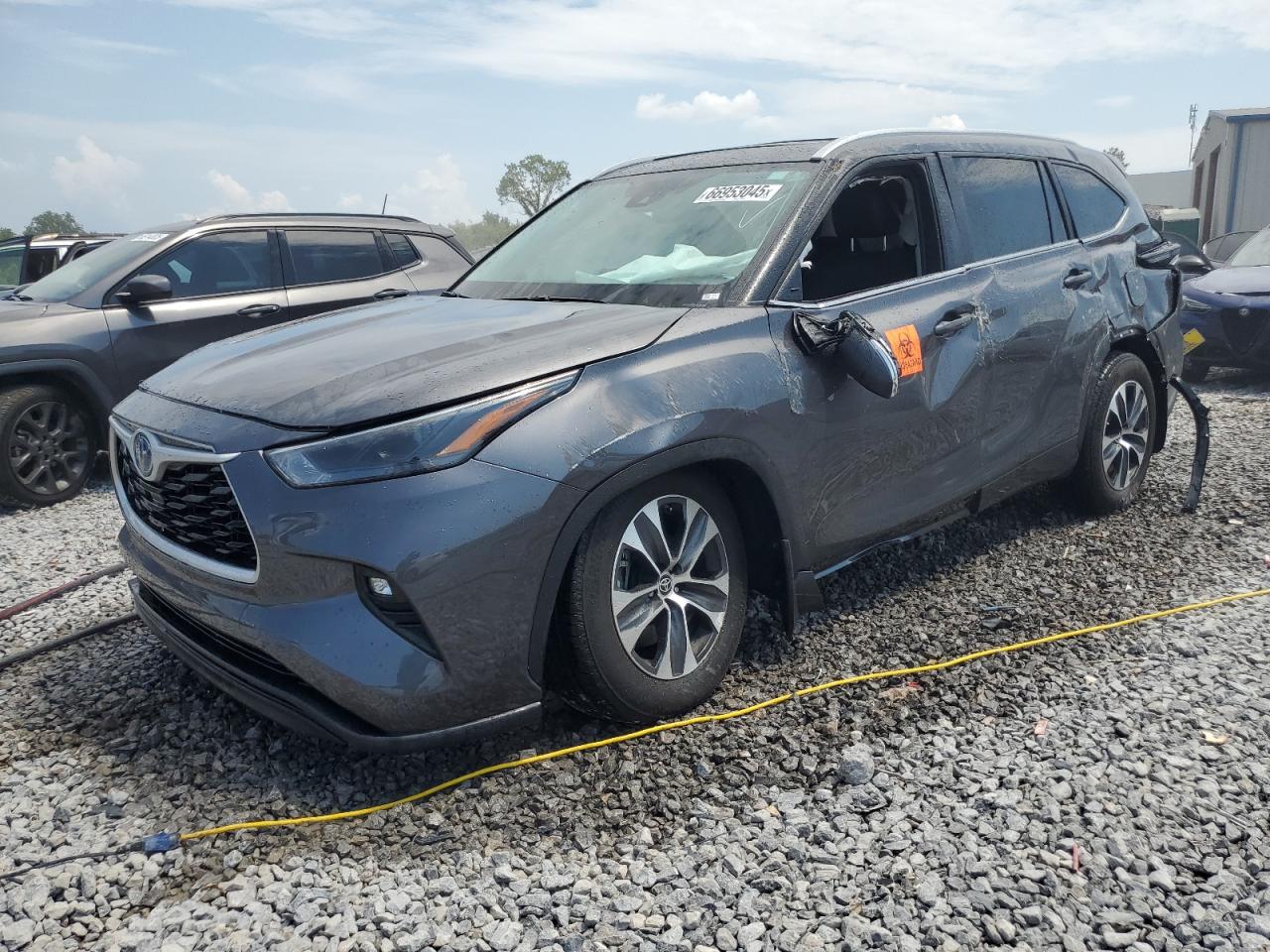 TOYOTA HIGHLANDER HYBRID XLE