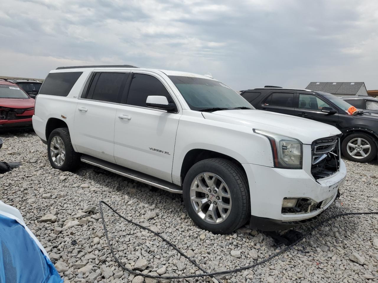 GMC YUKON K1500 SLT