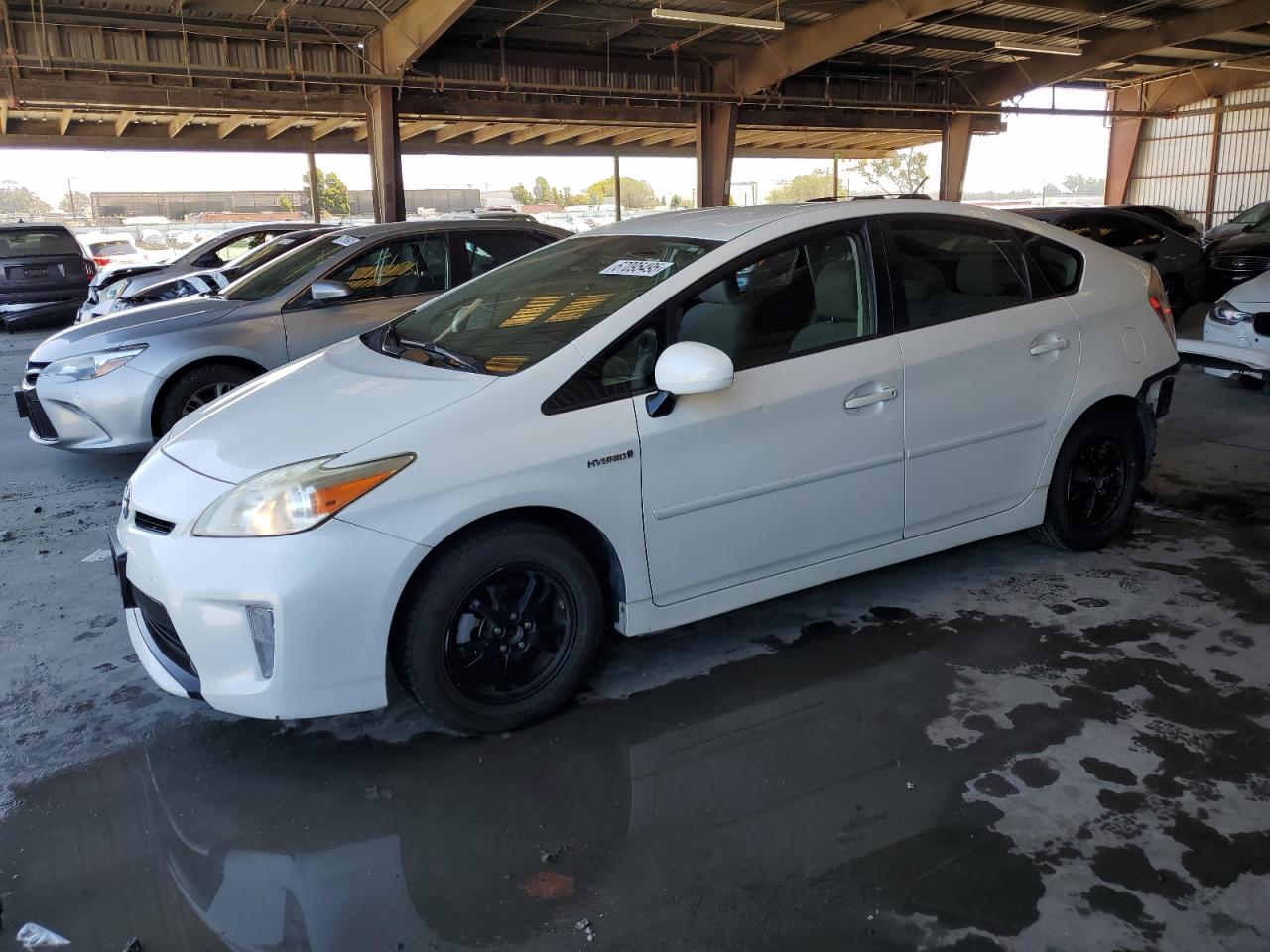TOYOTA PRIUS