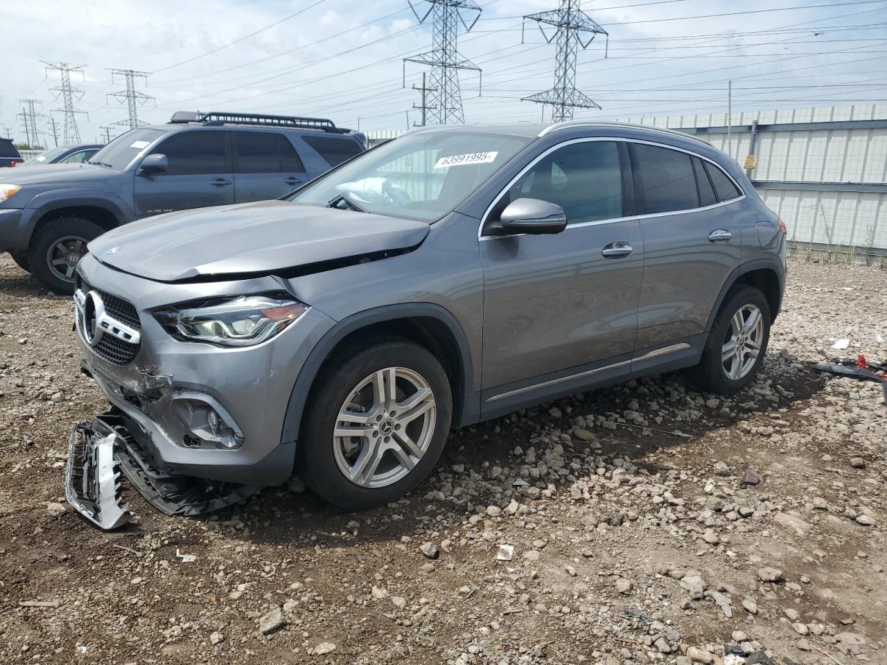 MERCEDES-BENZ GLA-CLASS 250 4MATIC