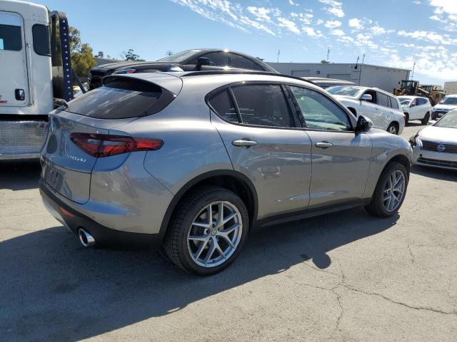 2018 ALFA ROMEO STELVIO TI ZASFAKNN4J7B63127