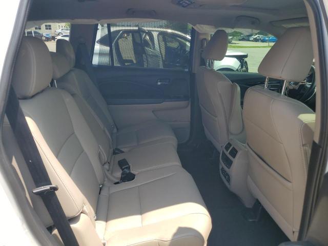 2017 HONDA PILOT TOUR 5FNYF6H94HB088524