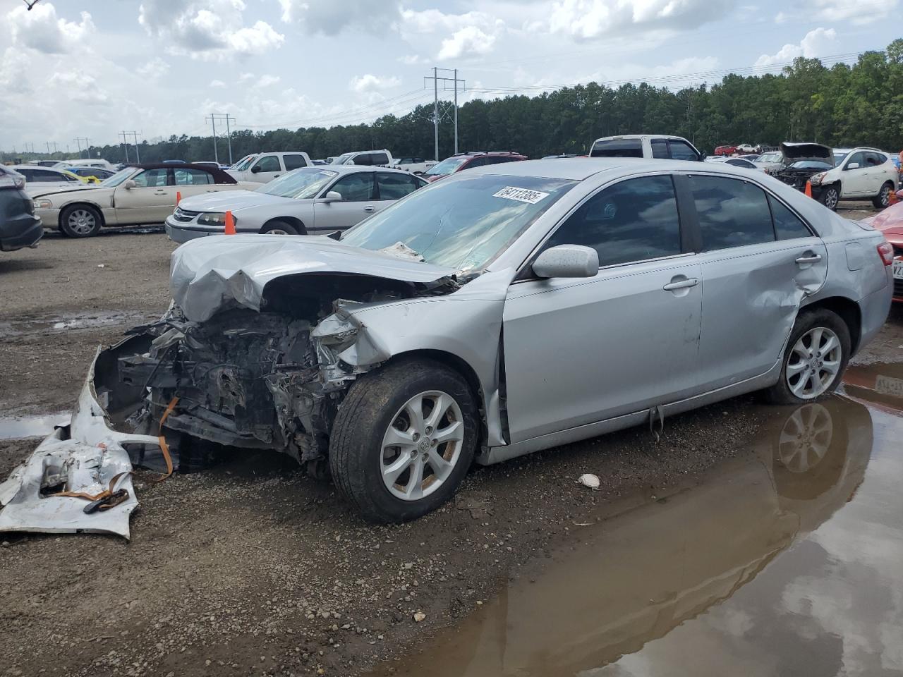 TOYOTA CAMRY BASE