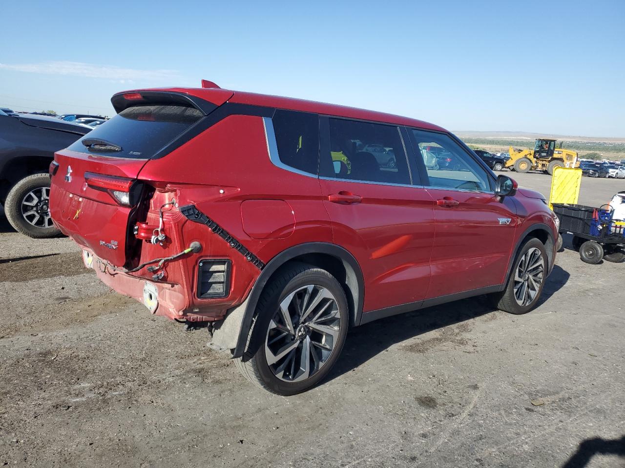 MITSUBISHI OUTLANDER SE