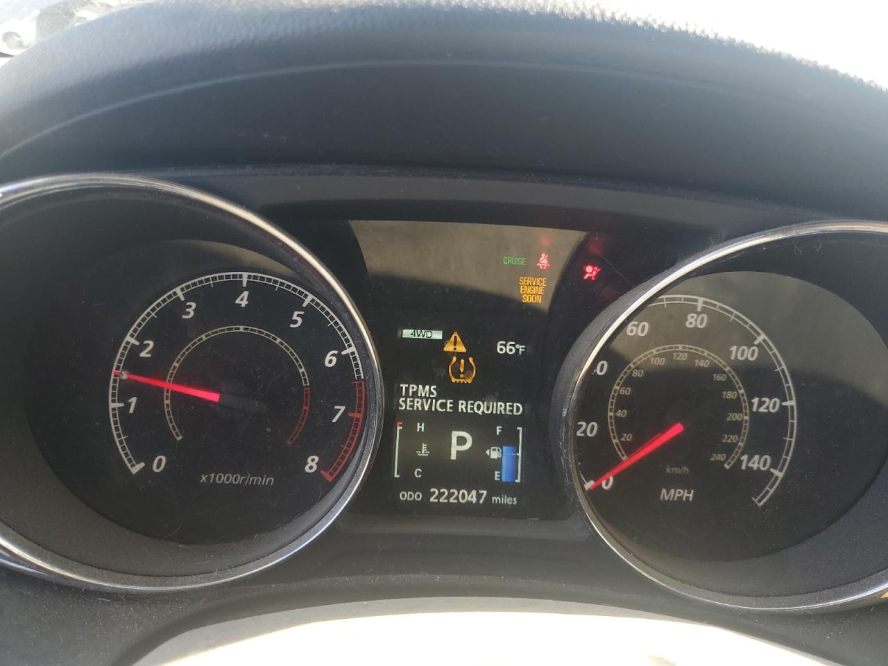 MITSUBISHI OUTLANDER SE