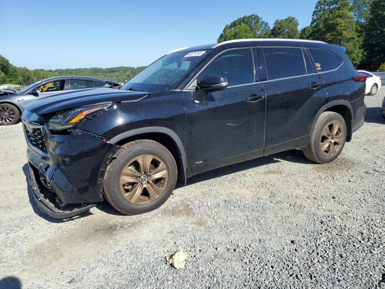 TOYOTA HIGHLANDER HYBRID XLE