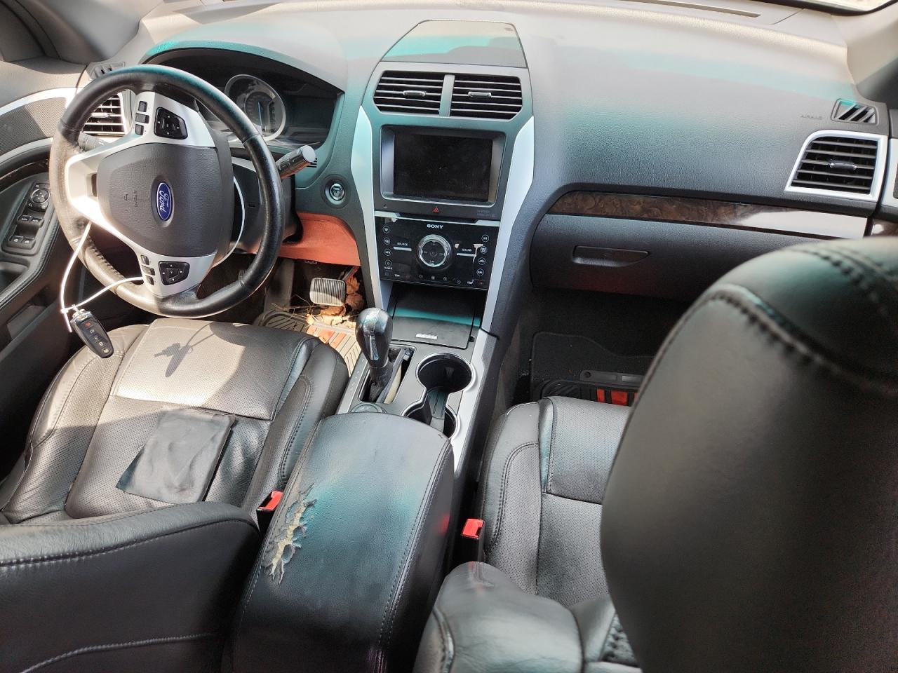 FORD EXPLORER LIMITED