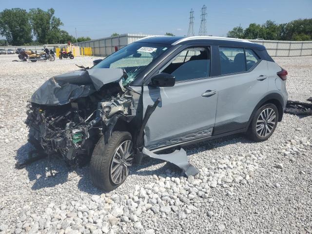 NISSAN KICKS SV