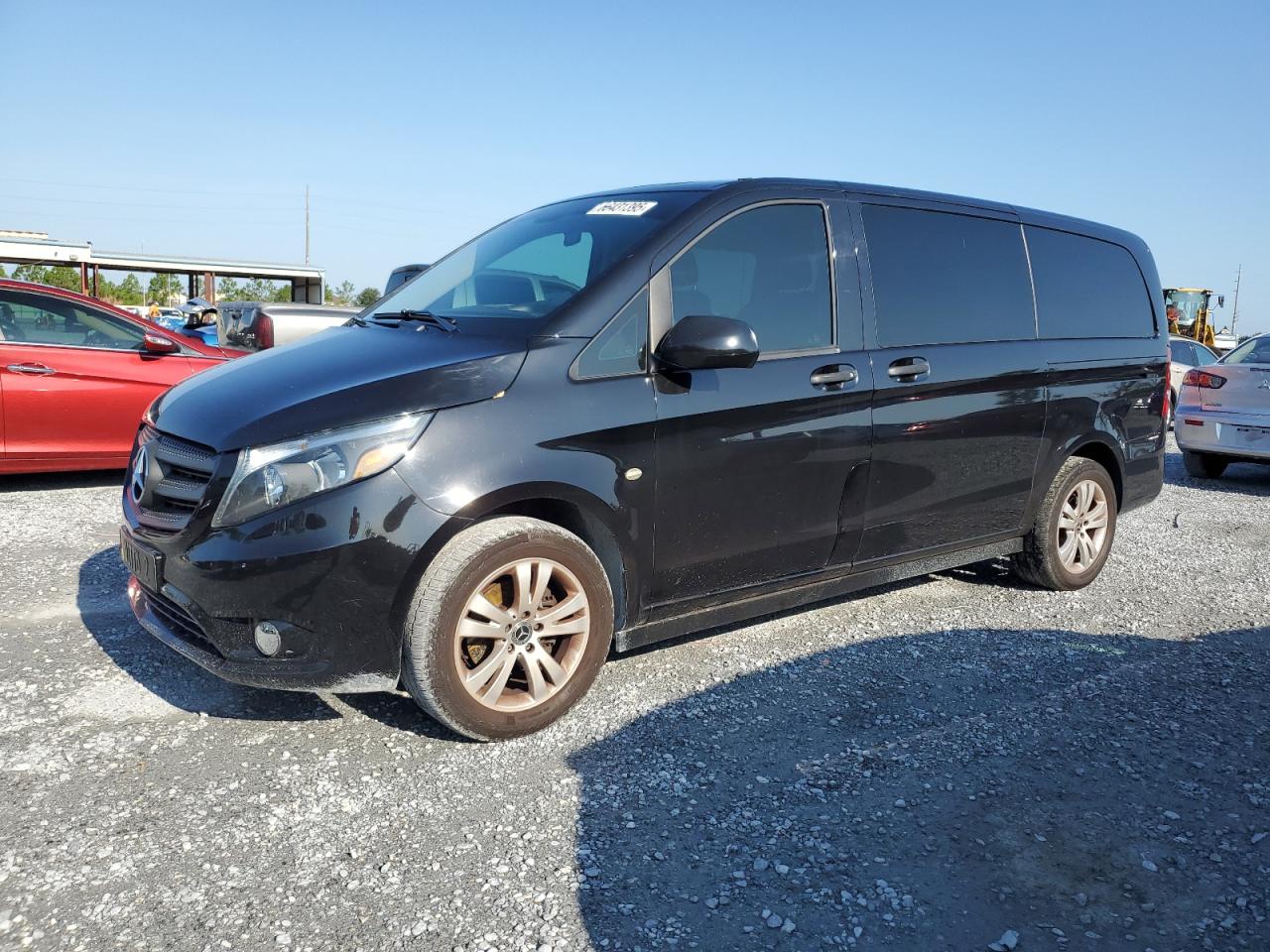 MERCEDES-BENZ METRIS