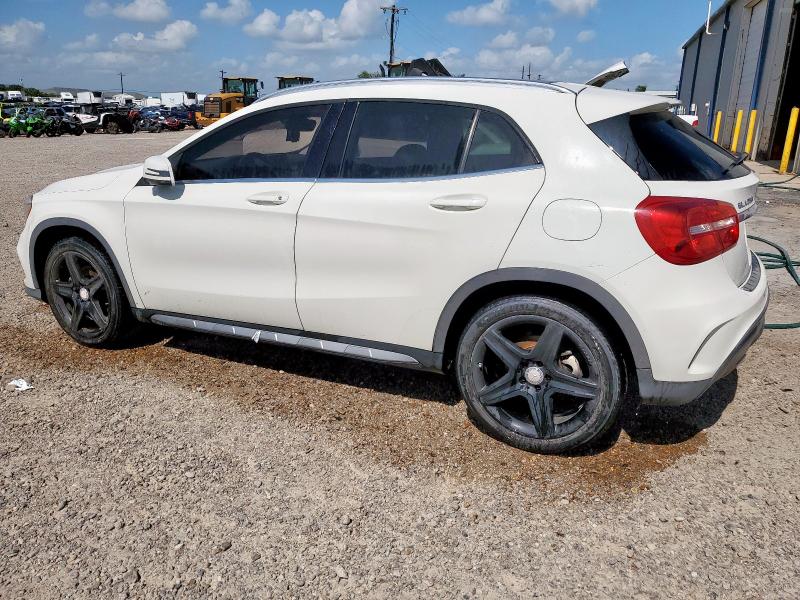 2015 MERCEDES-BENZ GLA 250 4M WDCTG4GB8FJ091068