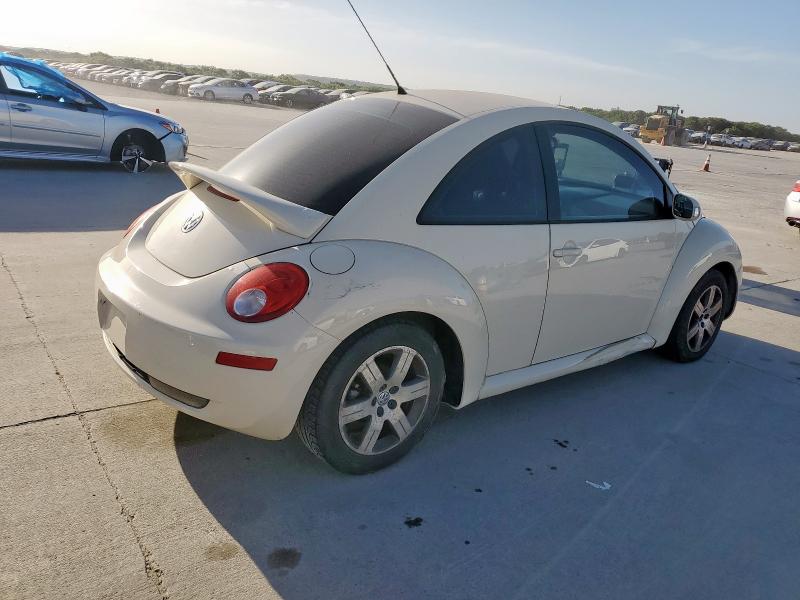 VOLKSWAGEN NEW BEETLE 2006 white hatchbac diesel 3VWPR31CX6M419829 photo #4