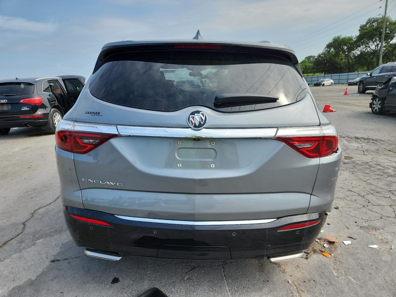 BUICK ENCLAVE ESSENCE