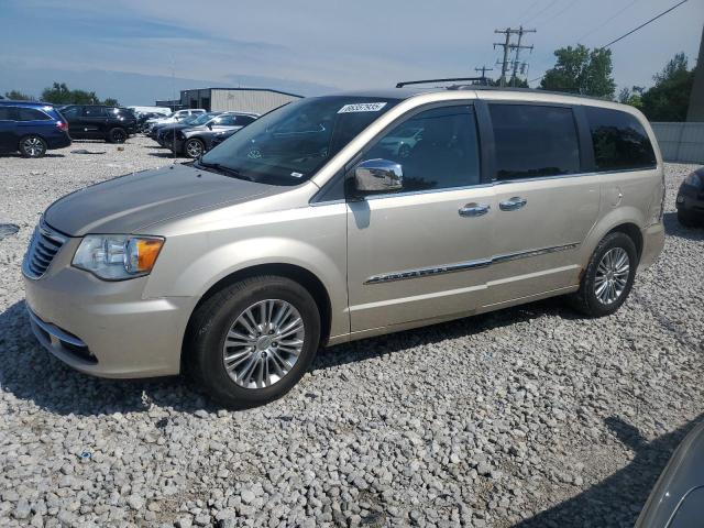 2013 CHRYSLER TOWN & COU - 2C4RC1CG4DR588574