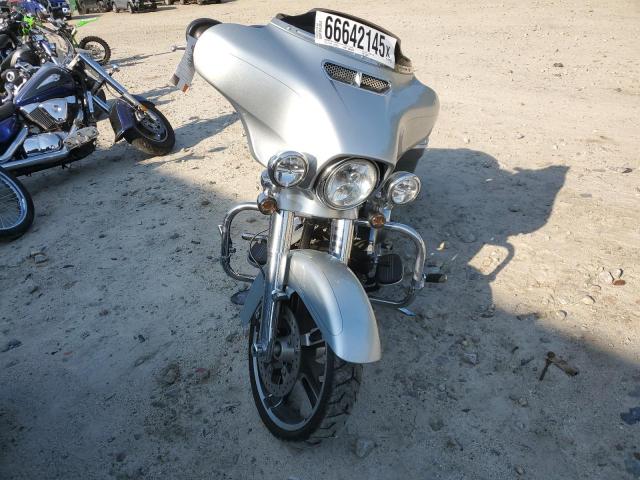 2015 HARLEY-DAVIDSON FLHXS STRE 1HD1KRM17FB656195