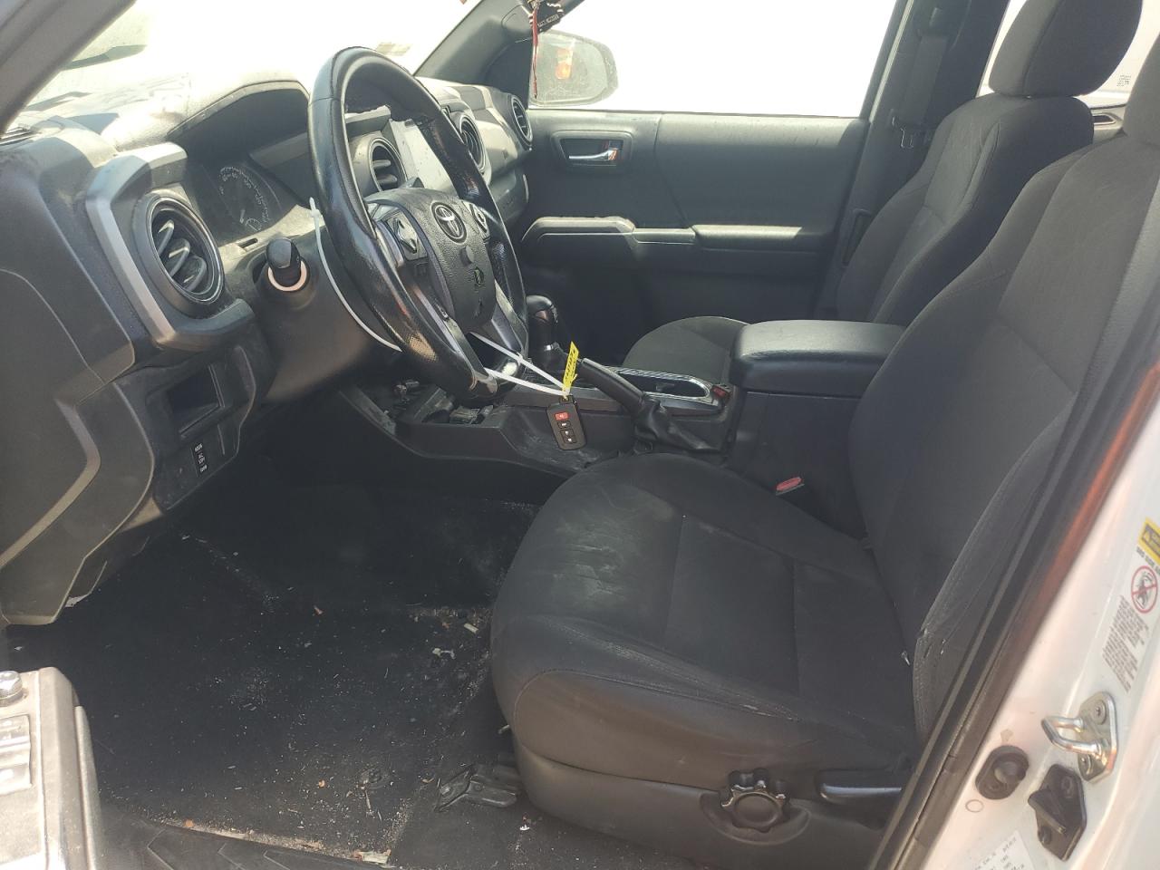 TOYOTA TACOMA ACCESS CAB