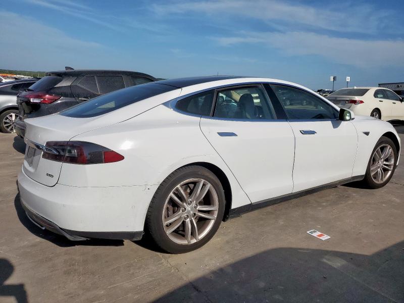 2015 TESLA MODEL S 85 5YJSA1H24FFP73694