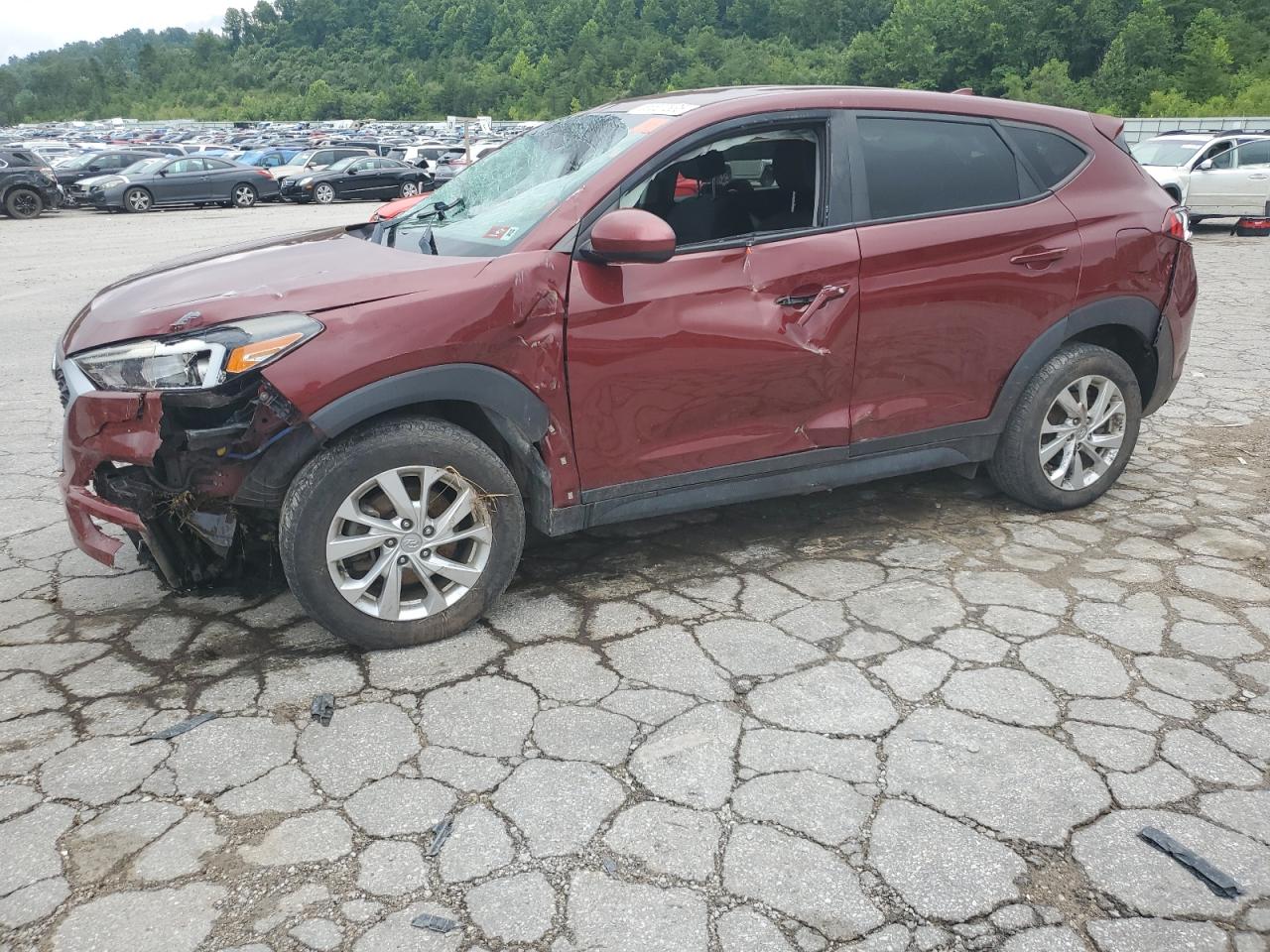 HYUNDAI TUCSON SE