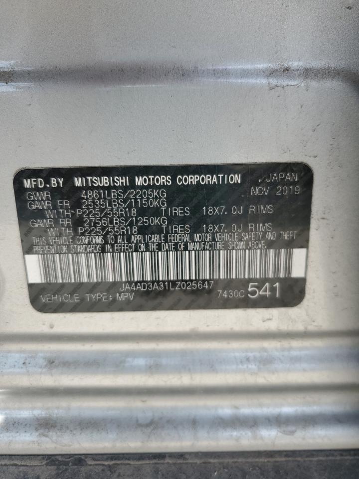 MITSUBISHI OUTLANDER SE