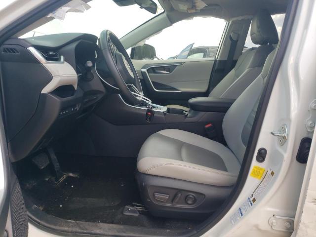 2022 TOYOTA RAV4 XLE PREMIUM JTMB6RFV5ND076294