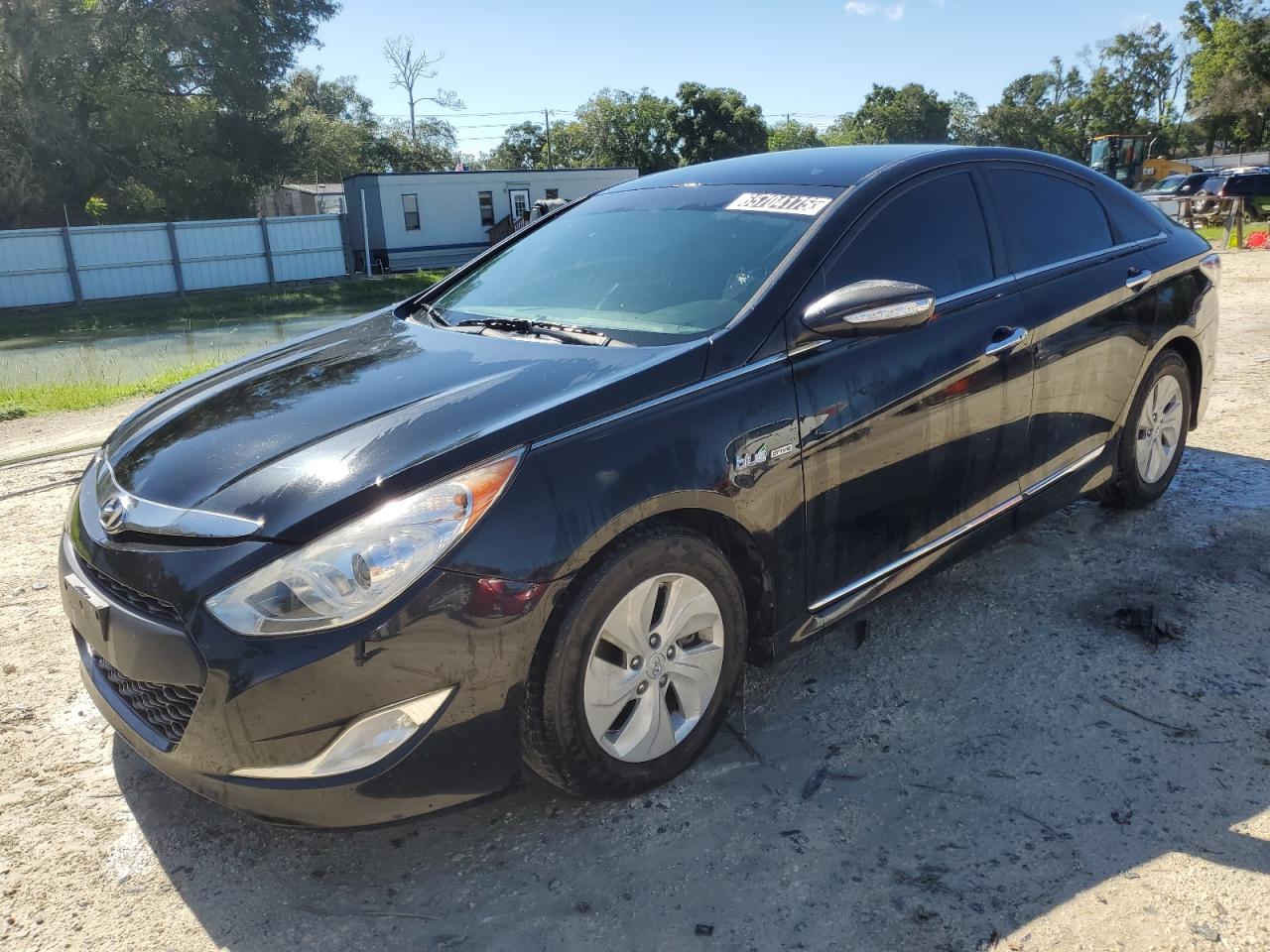 HYUNDAI SONATA HYBRID