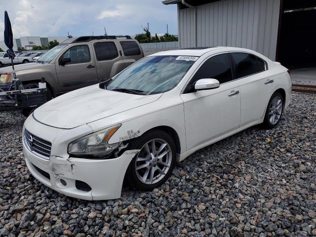NISSAN MAXIMA S