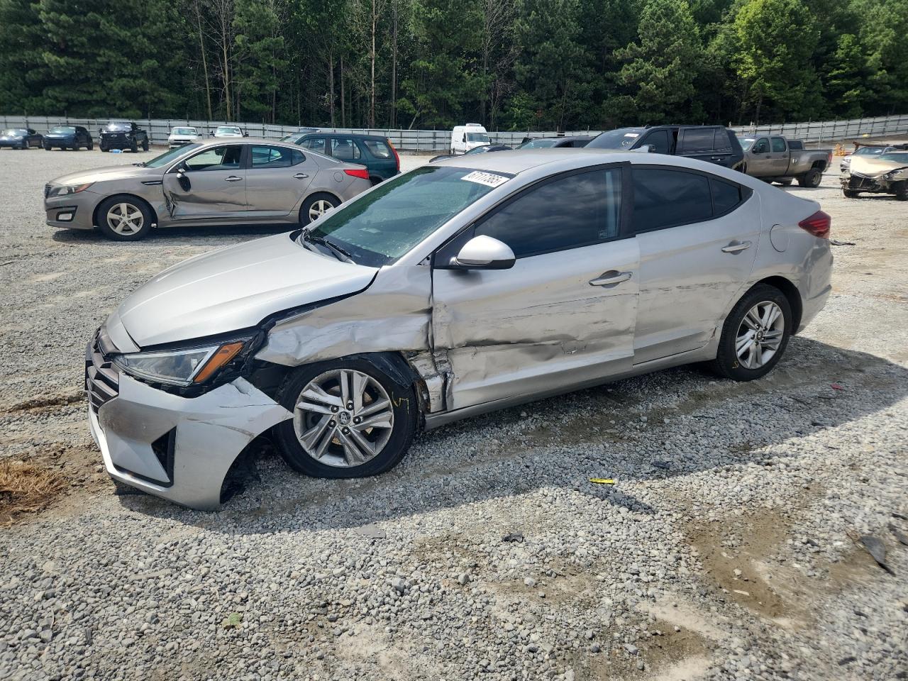HYUNDAI ELANTRA SEL