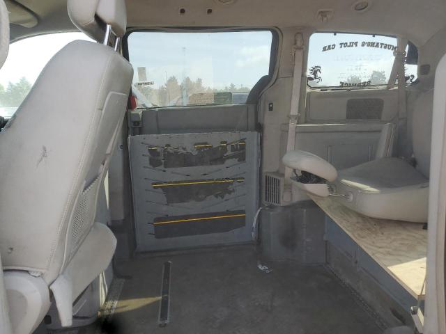 2015 CHRYSLER TOWN & COU 2C7WC1CG1FR535145