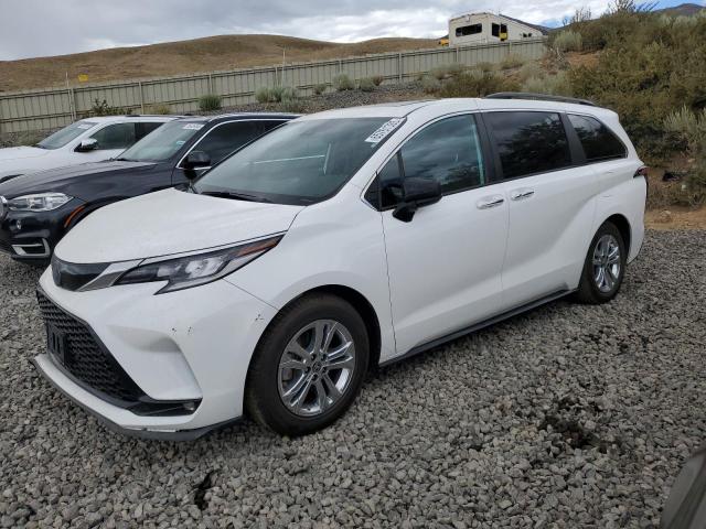 2022 TOYOTA SIENNA XSE 5TDDSKFC2NS073089