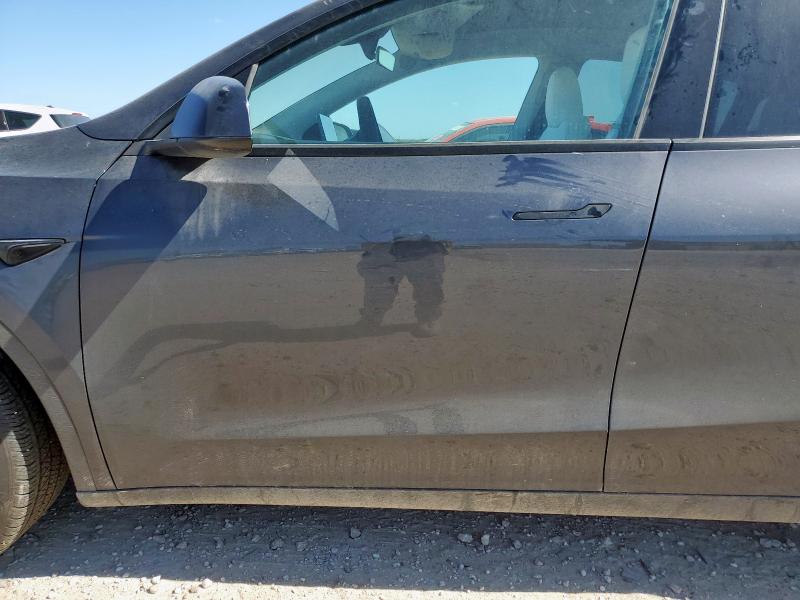 2024 TESLA MODEL Y 7SAYGDED2RF107926