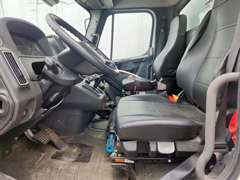 2024 FREIGHTLINER M2 #3259734197