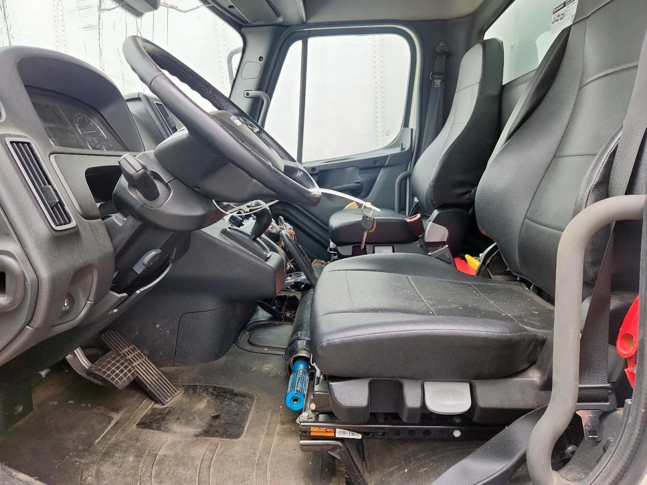 Lot #3259734197 2024 FREIGHTLINER M2