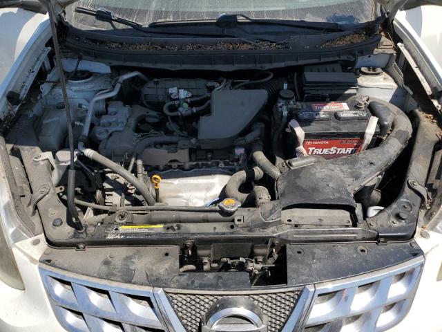 2015 NISSAN ROGUE SELE JN8AS5MT4FW661346