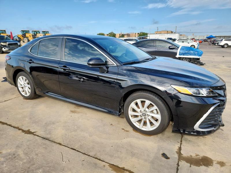2022 TOYOTA CAMRY LE - 4T1C11AK5NU687505