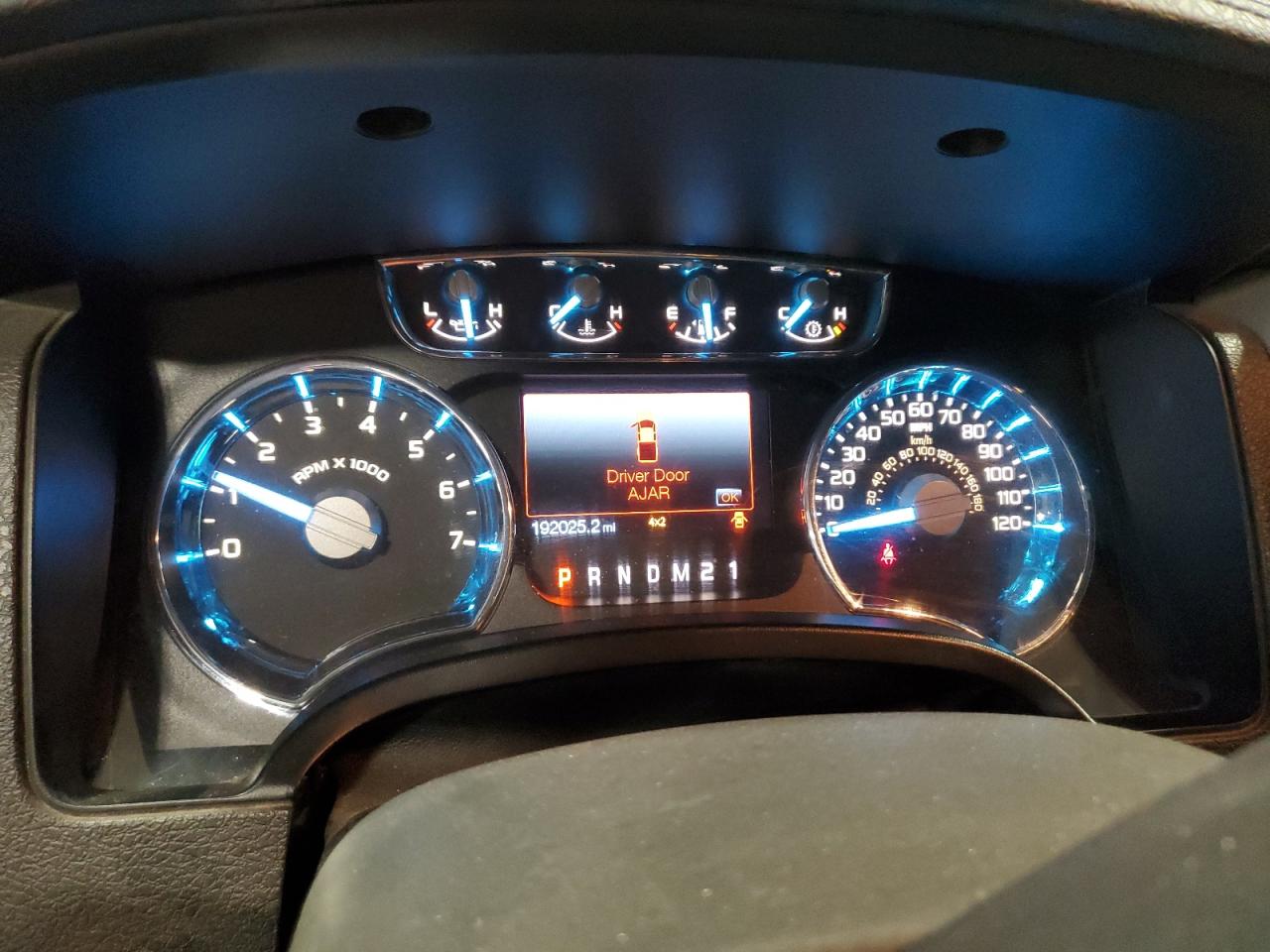 FORD F-150 SUPERCREW