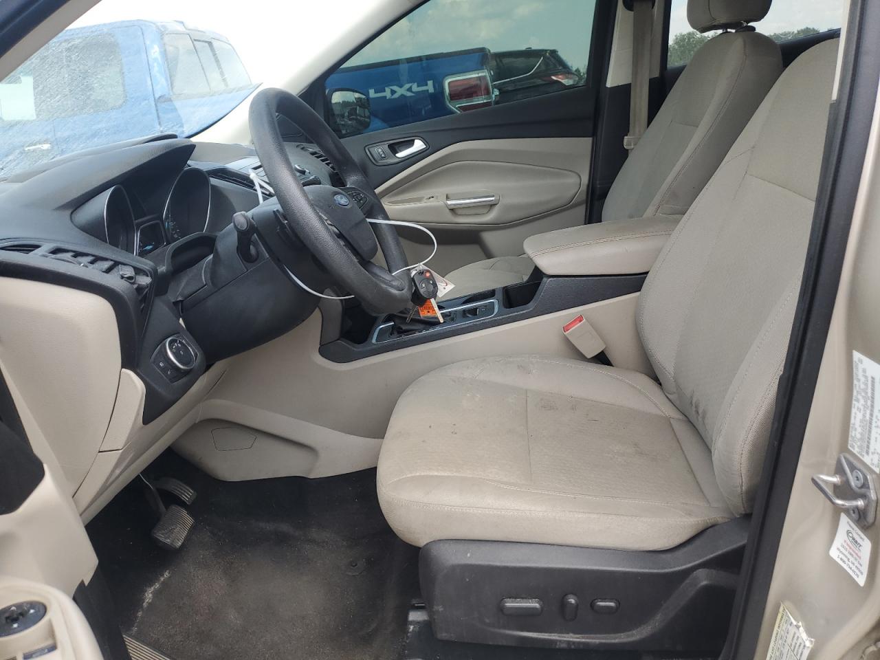 FORD ESCAPE SE