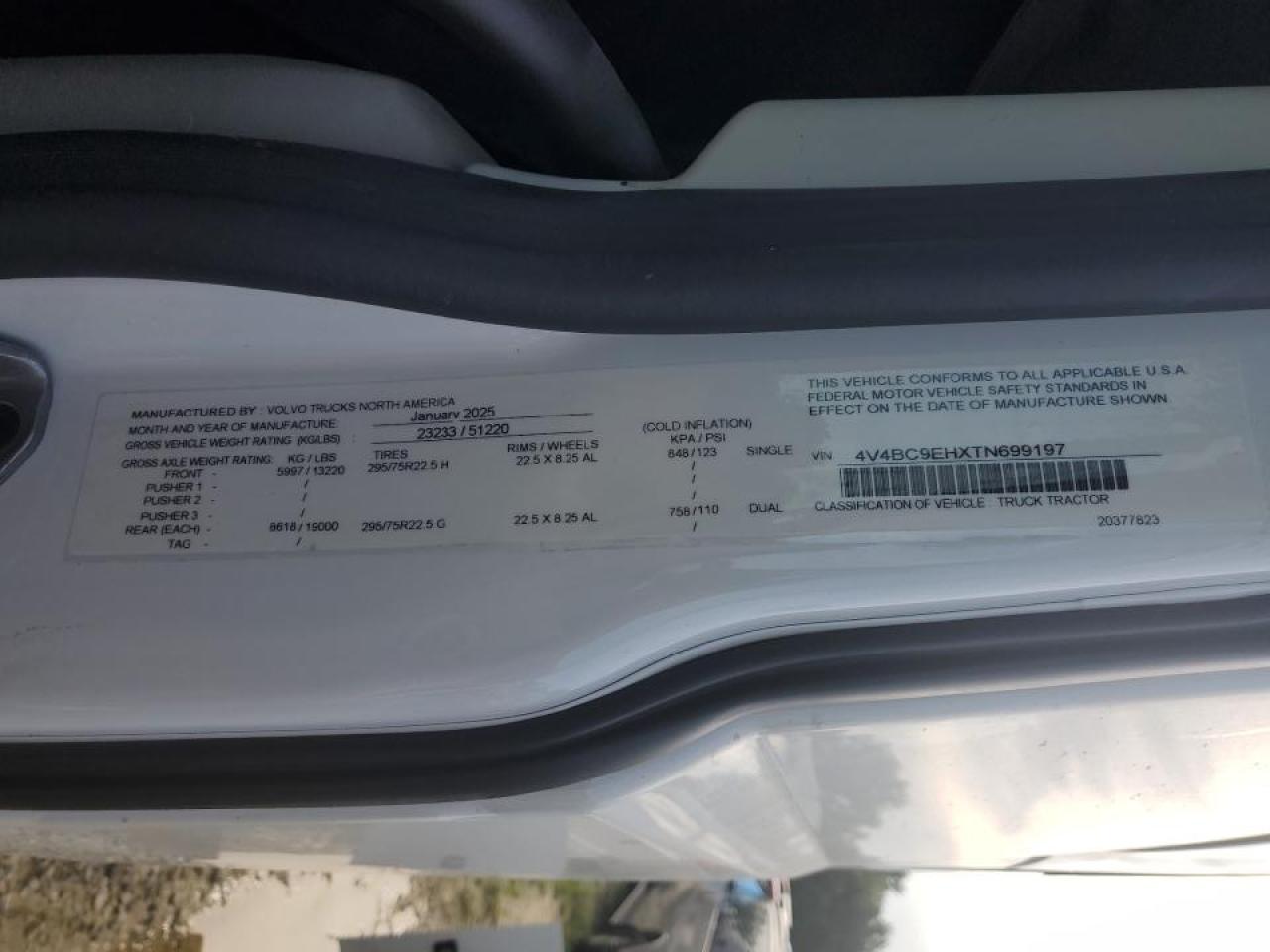 Lot #3278998685 2026 VOLVO NEW VNL