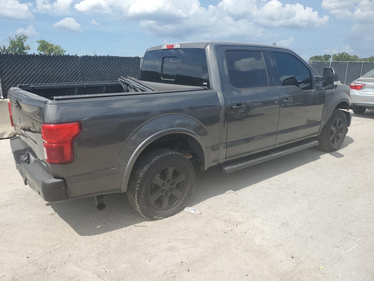 FORD F-150 SUPERCREW